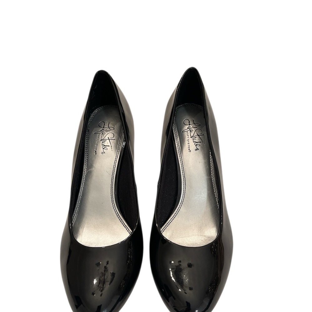 Life Stride Black Patent Heels